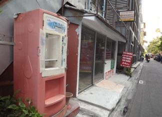 The city Public Health and Environment Department formally requested that the Pattaya City Council amend its list of businesses subject to health-code regulation to include vendors of coin-operated water-machines like this one.